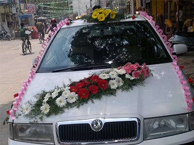 Car decoration arranges for wedding in Bhopal - Utsav Marriage Garden